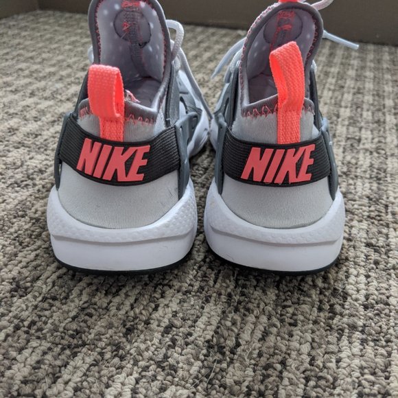 Nike Huarache - Picture 4 of 5